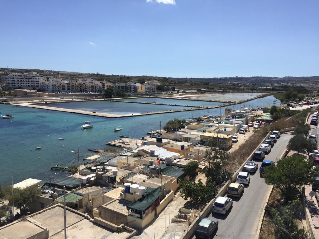 Seafront Apartment Blue Water St. Paul's Bay Esterno foto