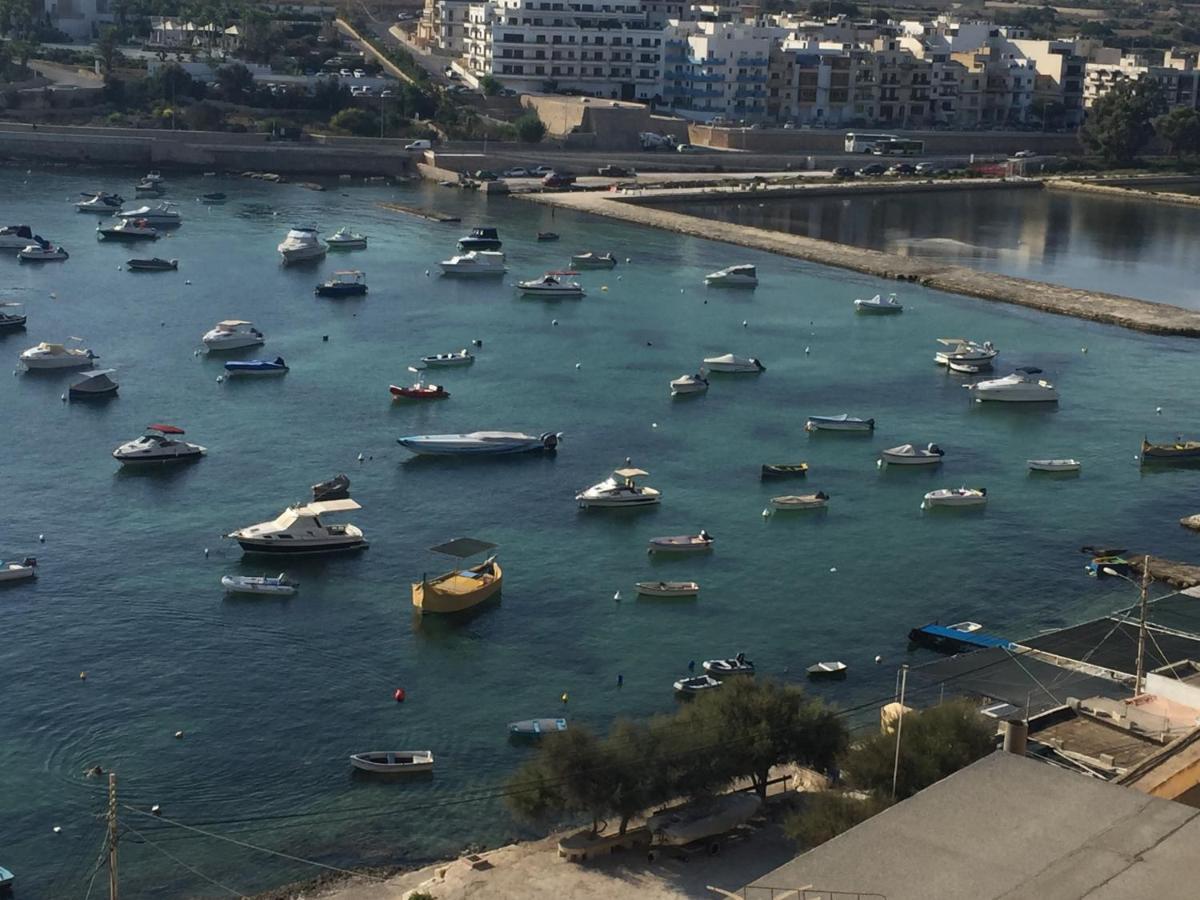 Seafront Apartment Blue Water St. Paul's Bay Esterno foto