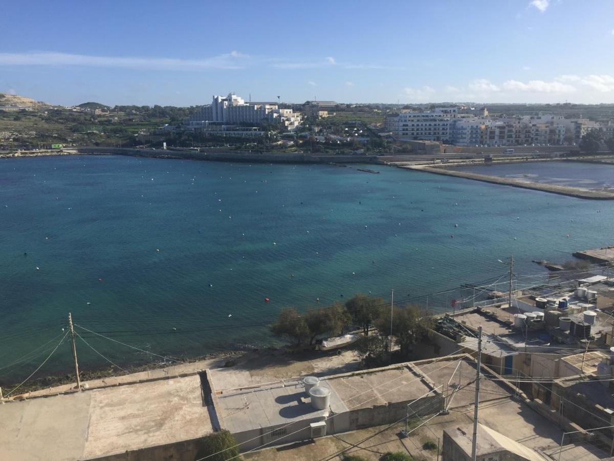 Seafront Apartment Blue Water St. Paul's Bay Esterno foto